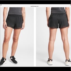 Athleta Mesh Racer Run Short 4”, XS, Extra Small
